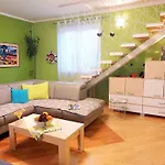 Appartamento Family-friendly With Swimming Pool - 24352 Pola