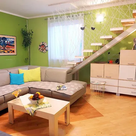 Daire Family-friendly With Swimming Pool - 24352 Pula