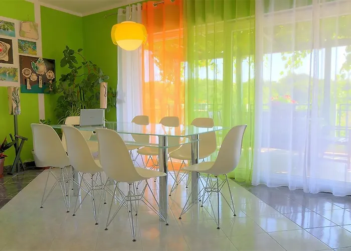 Family-friendly With Swimming Pool - 24352 Apartment *